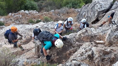 אתגרים פיזיים, אבל בעיקר מנטאליים. המסע הטיפולי בסוכות